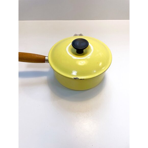 Vintage Le Creuset Wooden Handled Saucepan with Lid - Picture 3 of 12